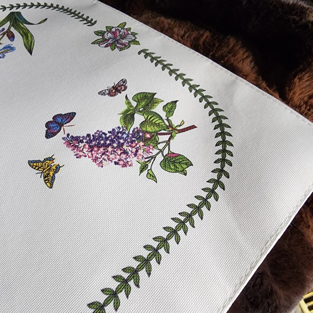 Portmeirion Botanical Garden placements and napkins.4 of each. Never used NWOT
